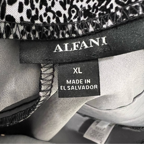 Alfani XL Flocked Animal Print Pull-On Pants Black Size New without tags Holiday - Picture 3 of 9